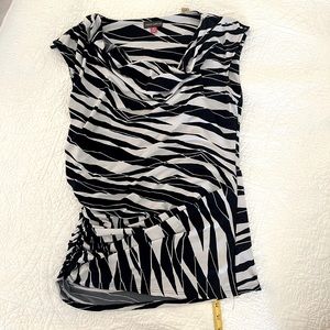 Vince Camuto Navy Sleeveless Blouse